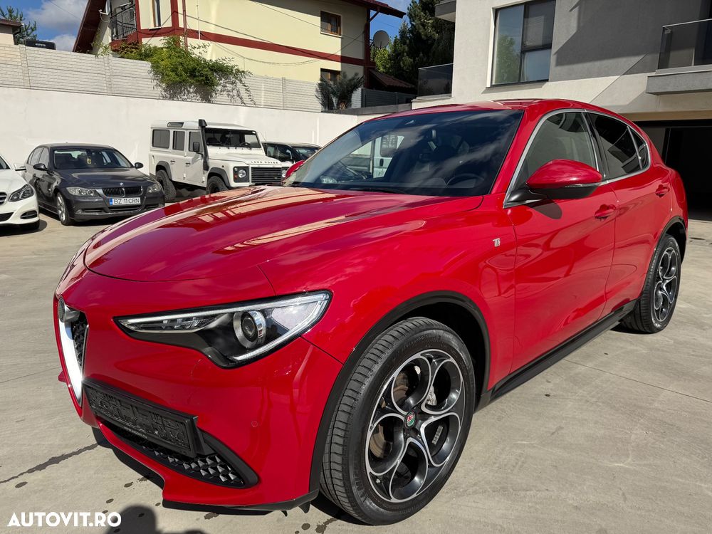 Alfa Romeo Stelvio 2.0 Turbo AWD AT8 Estrema - 2