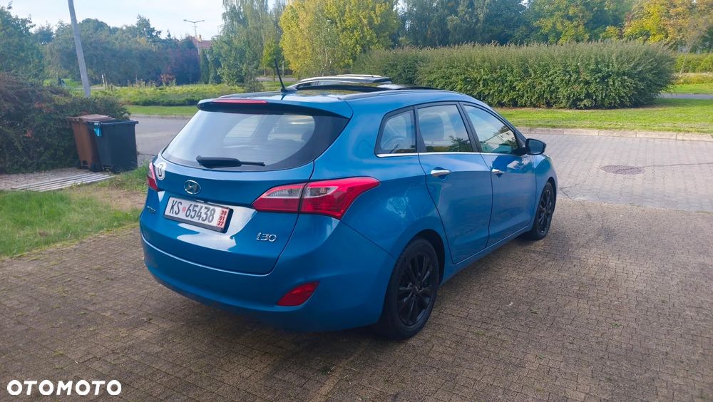 Hyundai i30 1.6 CRDi Premium - 26