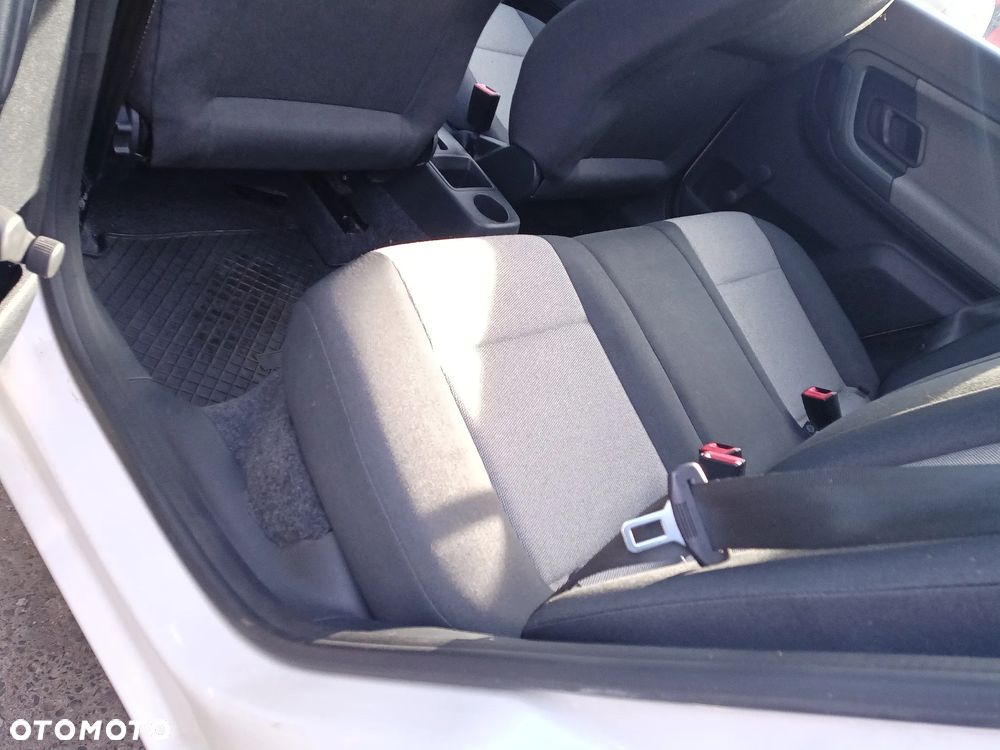 Skoda Fabia - 11