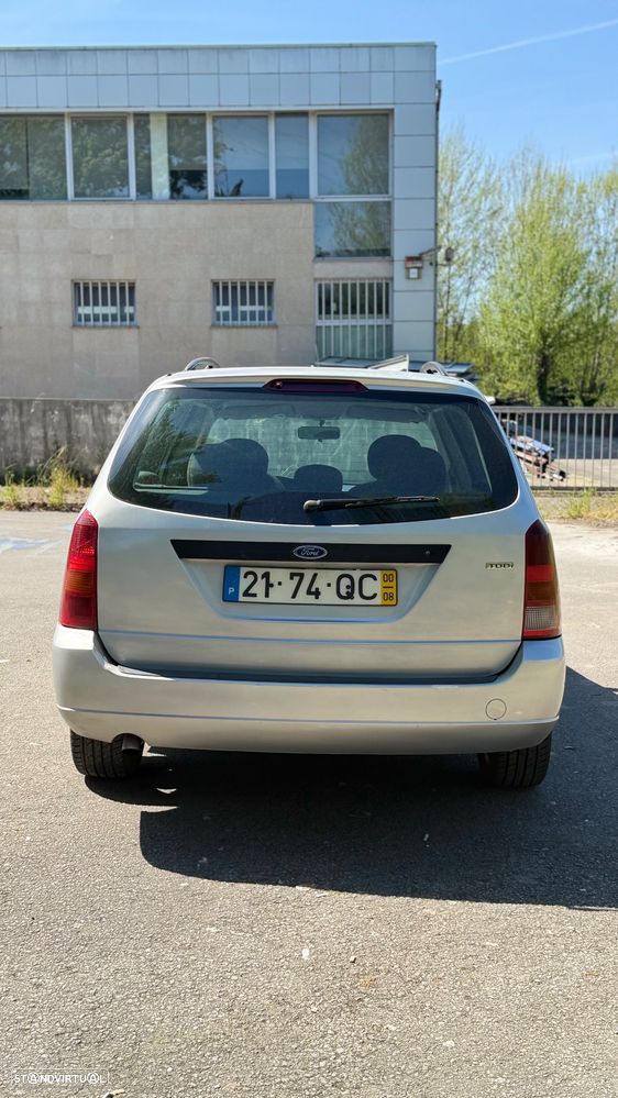 Ford Focus SW 1.8 TDdi Comfort - 7