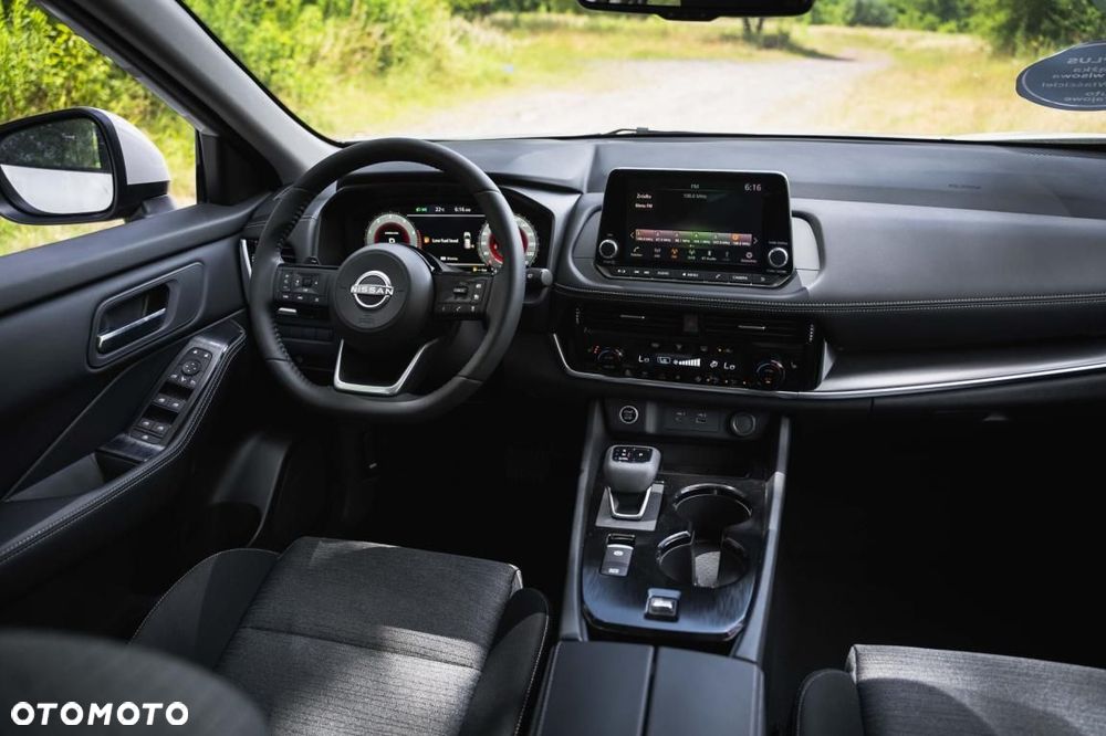 Nissan X-Trail - 4