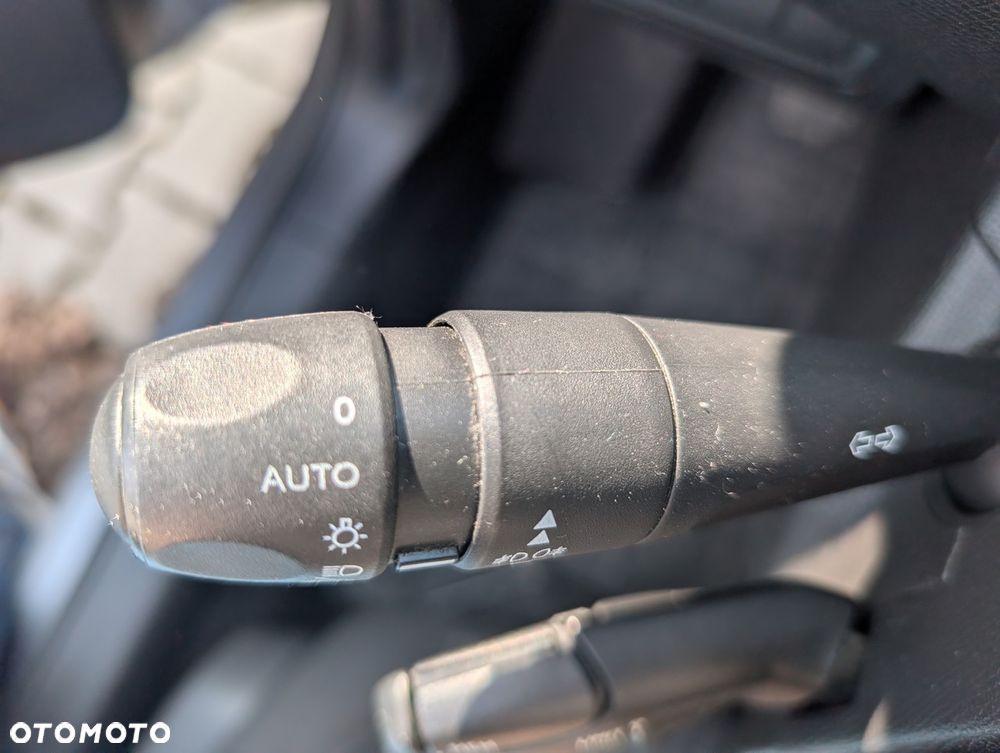 Peugeot 308 1.6 BlueHDi Active S&S - 15