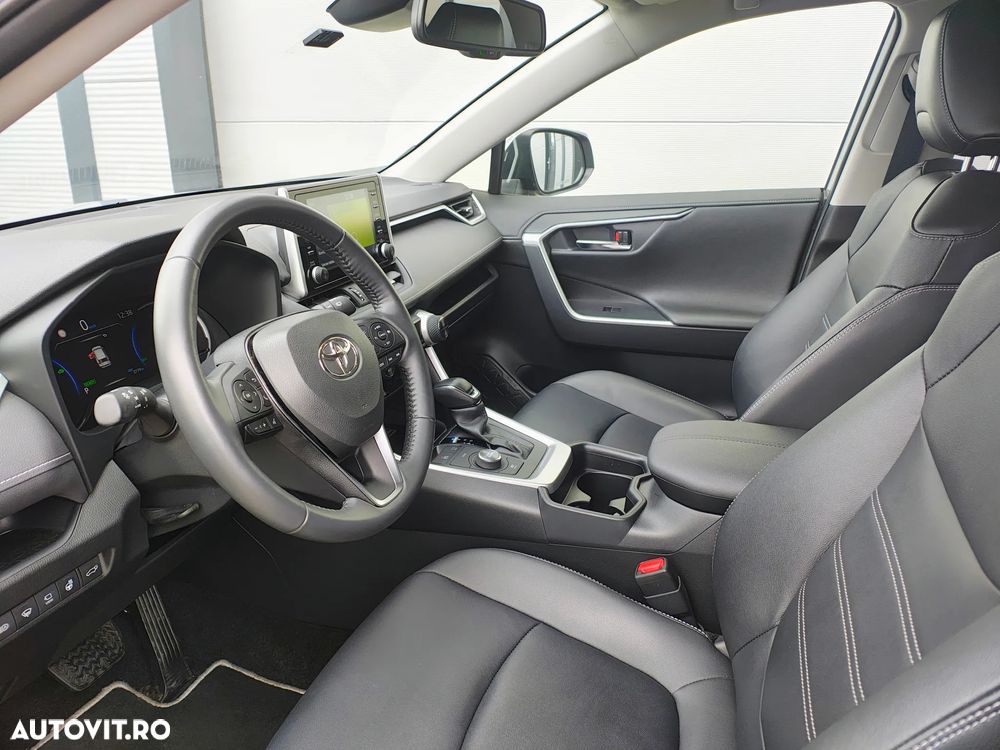 Toyota RAV4 2.5 VVT-iE 4x4 Luxury - 8