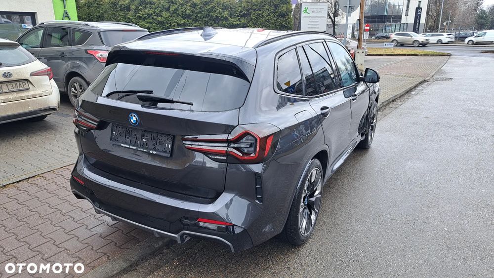 BMW iX3 ver-impressive - 9