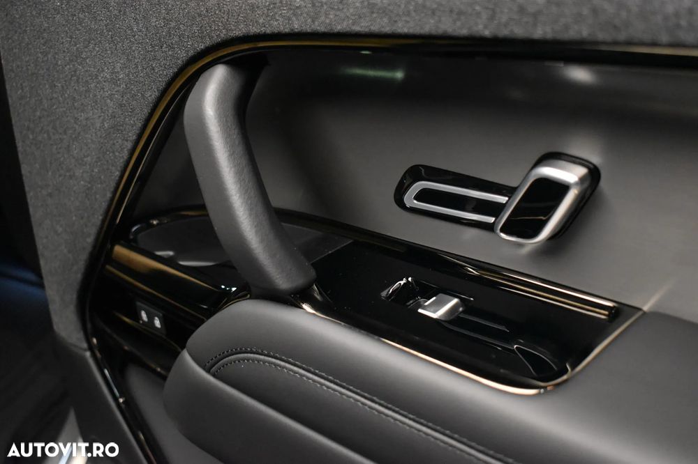 Land Rover Range Rover Sport 3.0 I6 D300 MHEV Dynamic SE - 18