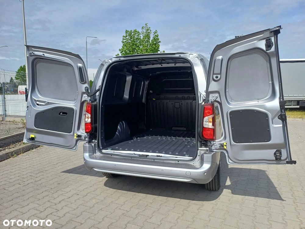 Toyota Proace City - 8