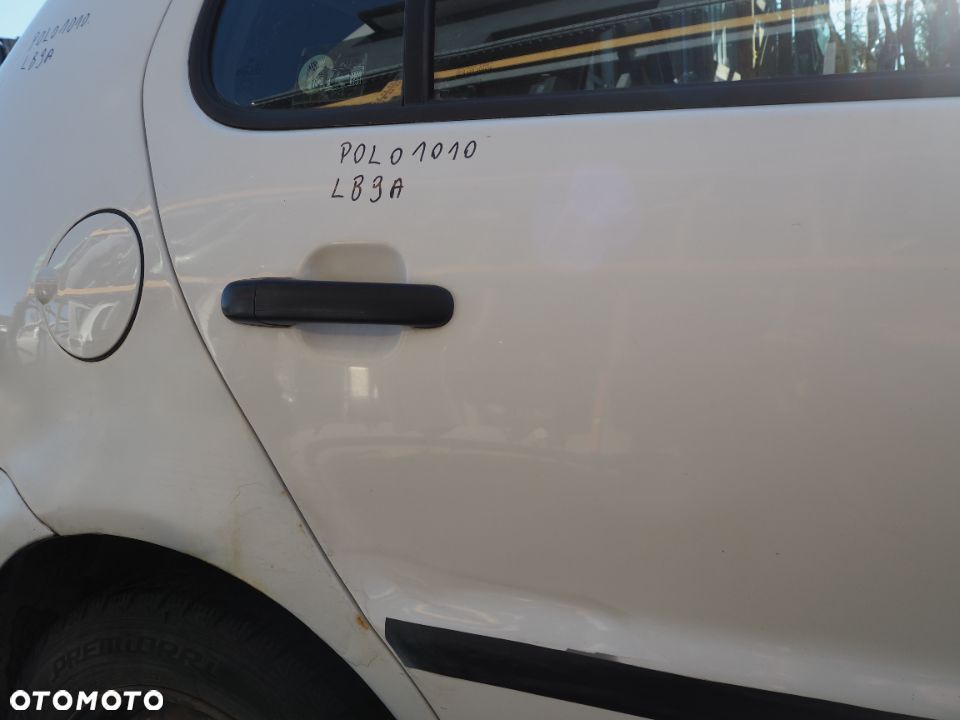 Drzwi Prawe Tylne Tył VW Polo Kolor: LB9A - 6