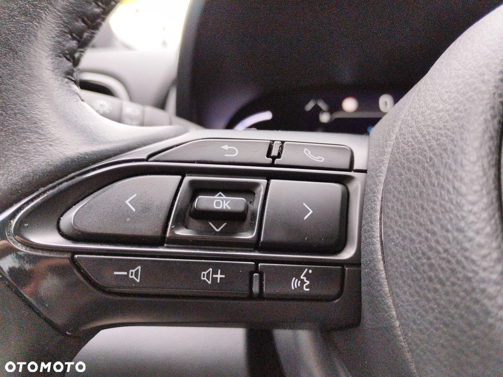 Toyota Yaris Cross Hybrid 1.5 Comfort 4x4 - 15