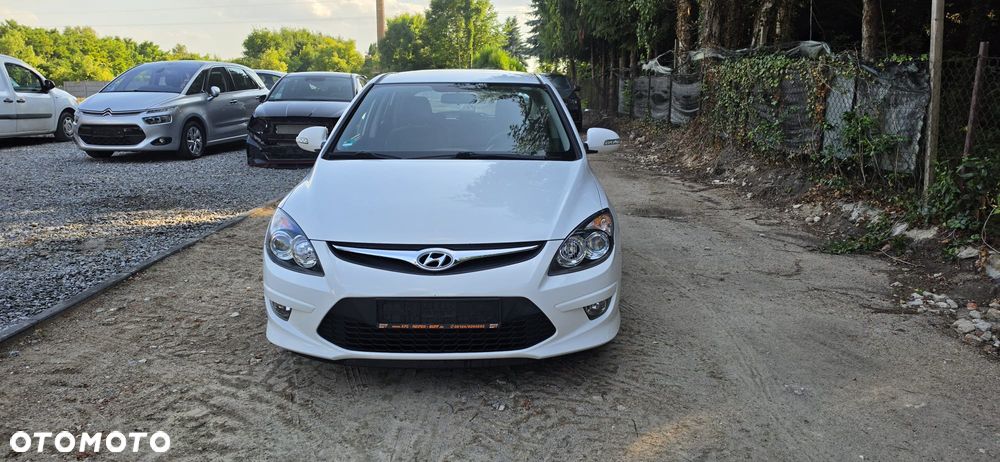 Hyundai i30 1.4 Edition 20 - 26
