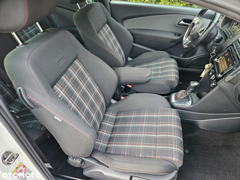 Volkswagen Polo 1.4 DSG GTI - 6