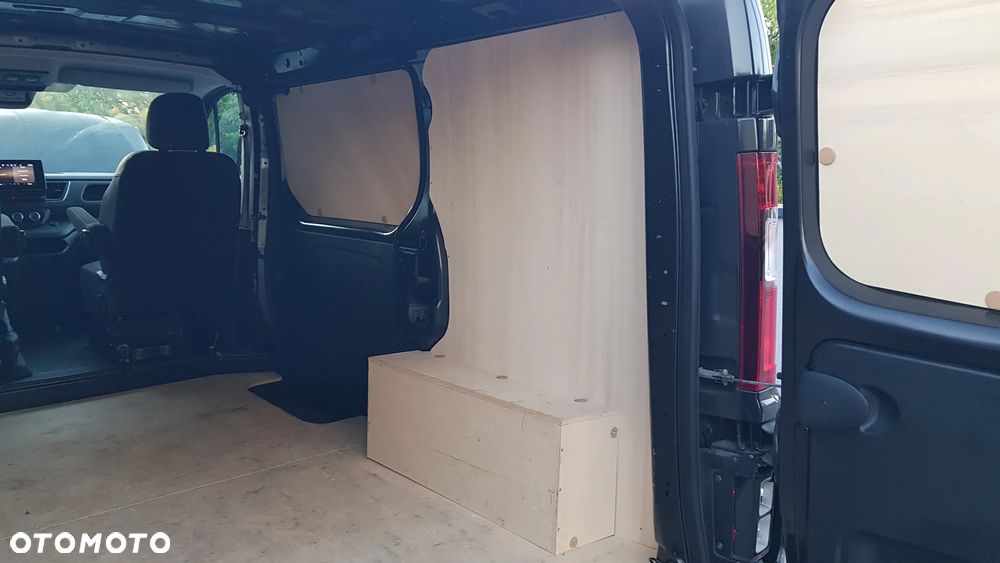 Renault TRAFIC - 11