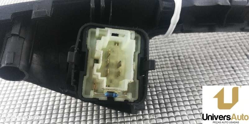 COMANDO ELEVADOR DE VIDRO FRONTAL ESQUERDO VOLKSWAGEN GOLF III 1995 -1H0867196 - 2