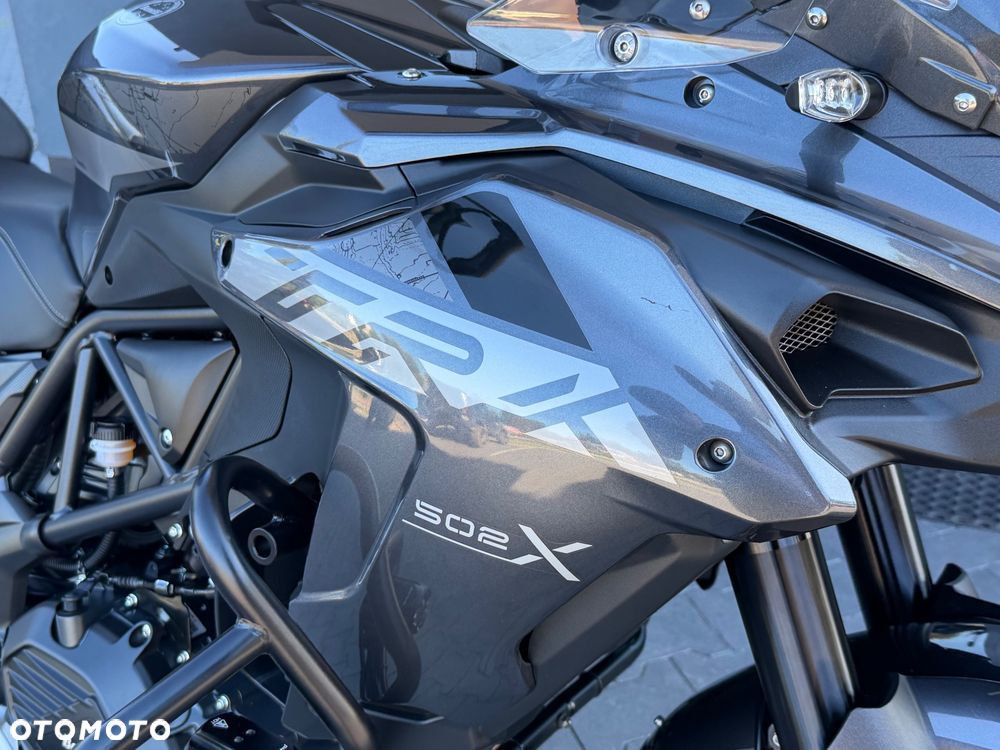 Benelli TRK 502X - 17