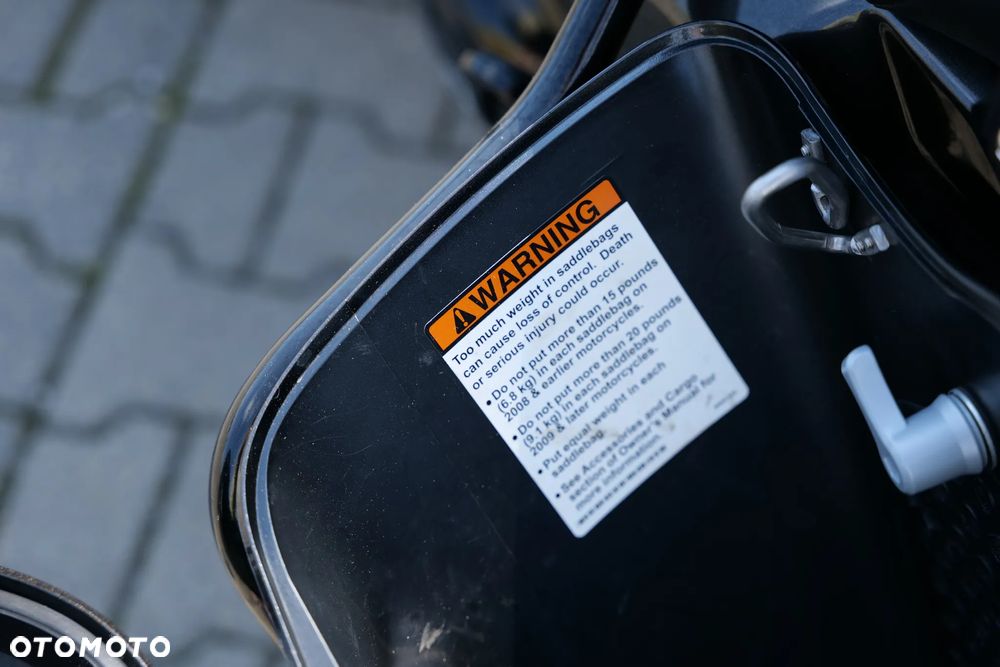 Harley-Davidson Touring Road Glide - 23