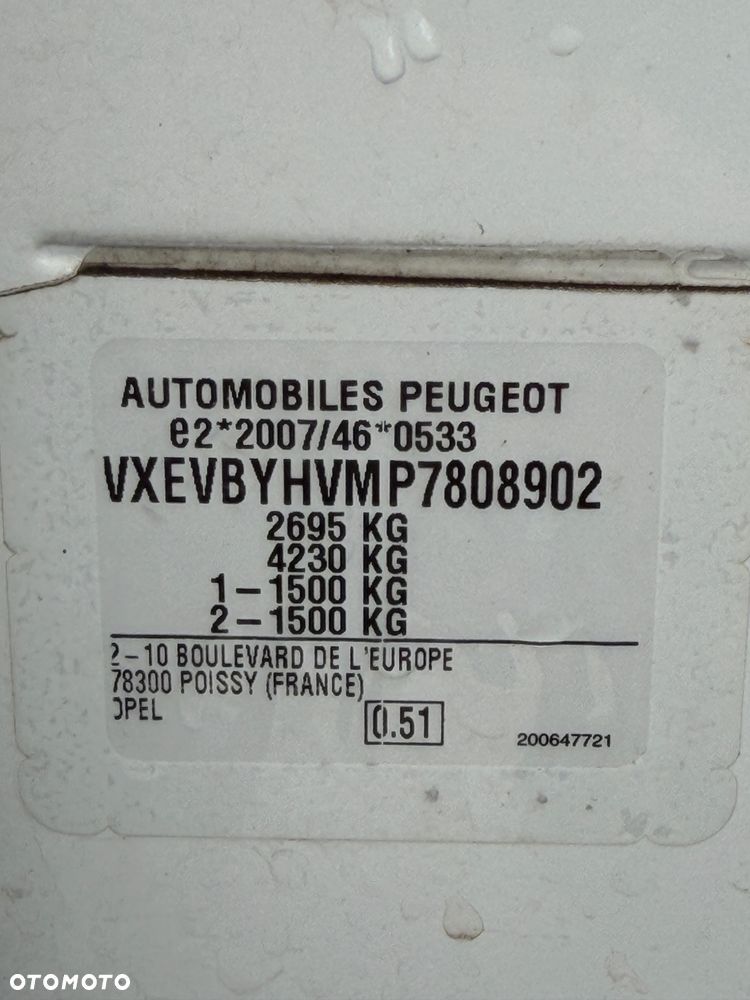 Opel Vivaro - 24