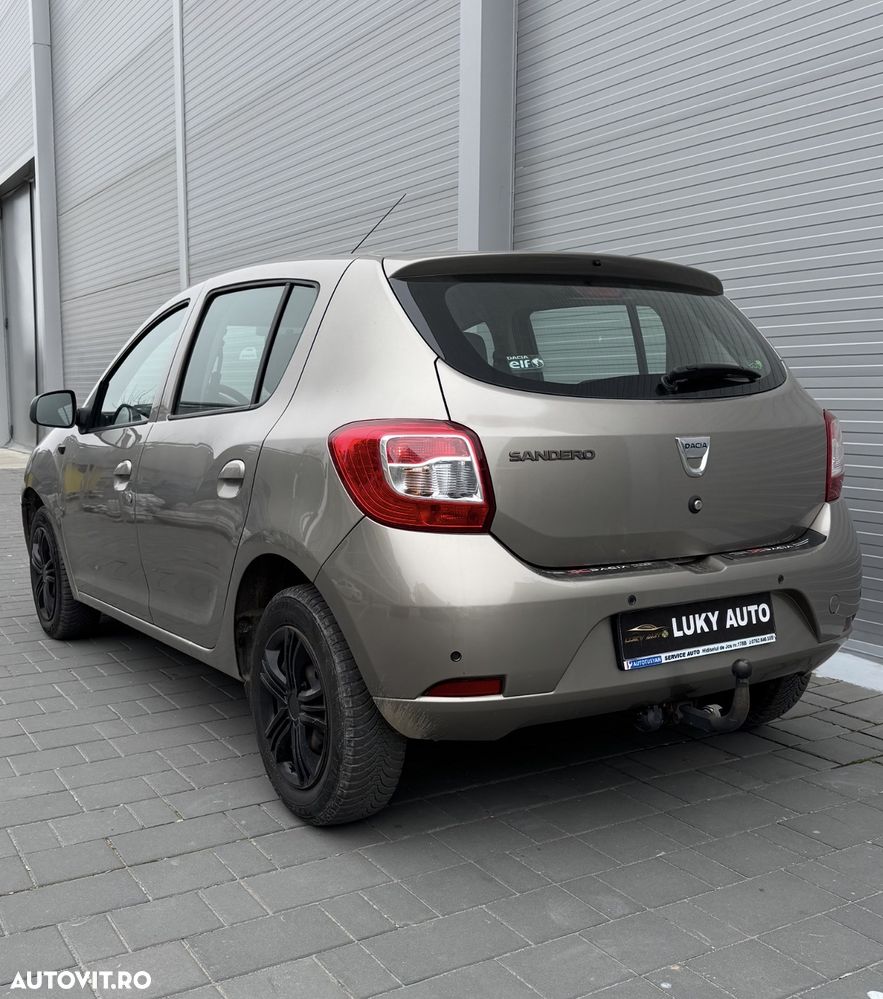 Dacia Sandero - 10