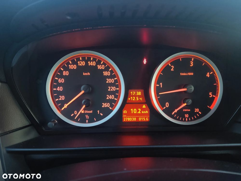 BMW Seria 5 - 11