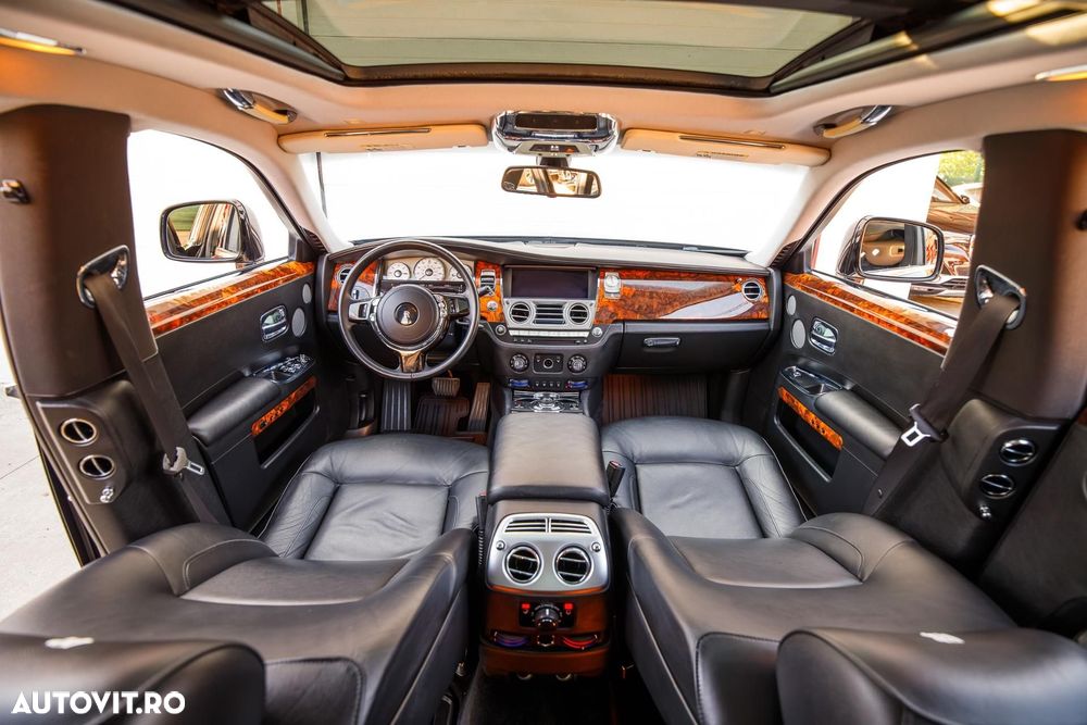 Rolls-Royce Ghost - 20