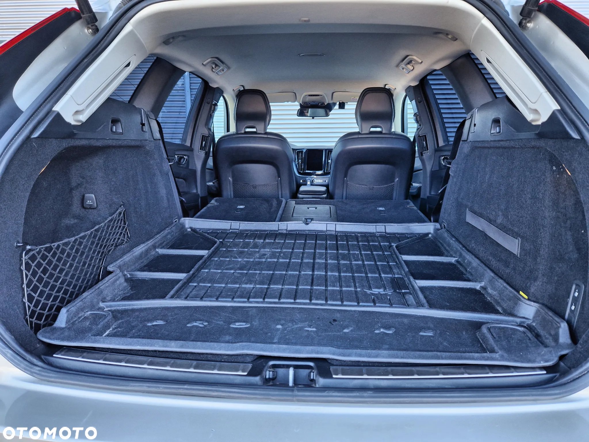 Volvo XC 60 D4 SCR Momentum - 14