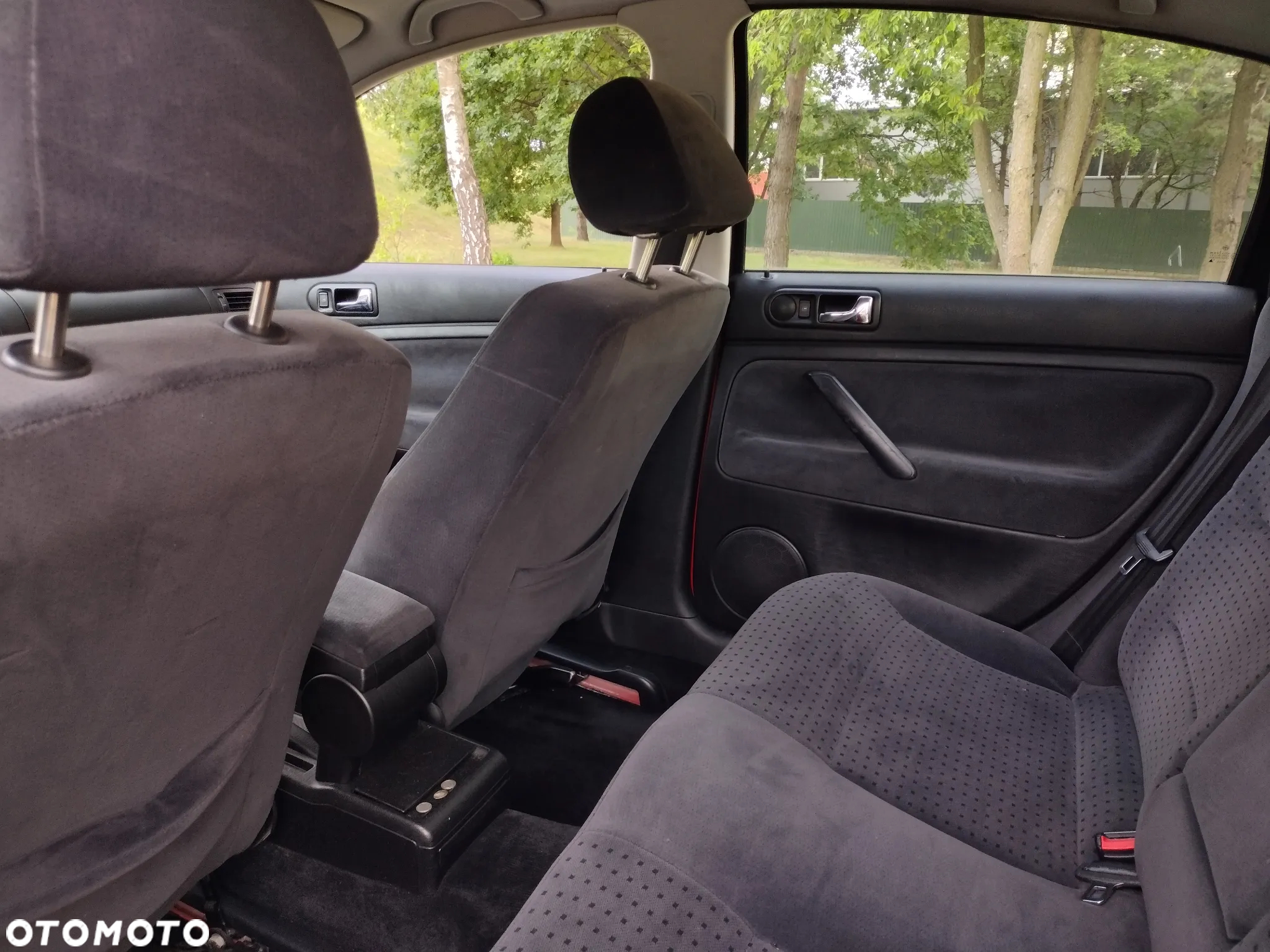Volkswagen Passat 1.9 TDI - 9