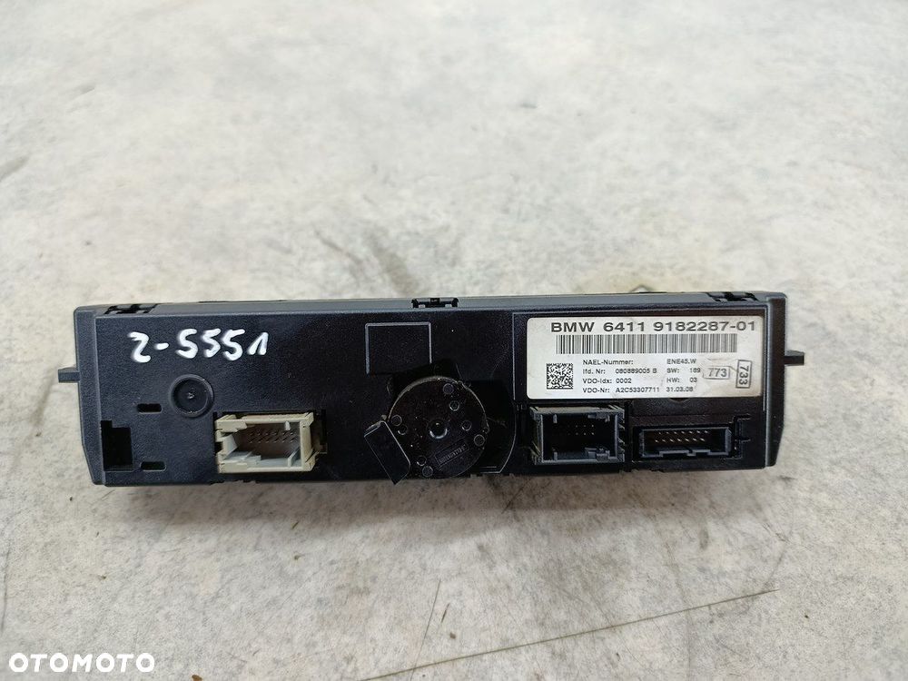PANEL NAWIEWU BMW 1 E87 9182287 A2C53307711  VDO - 4