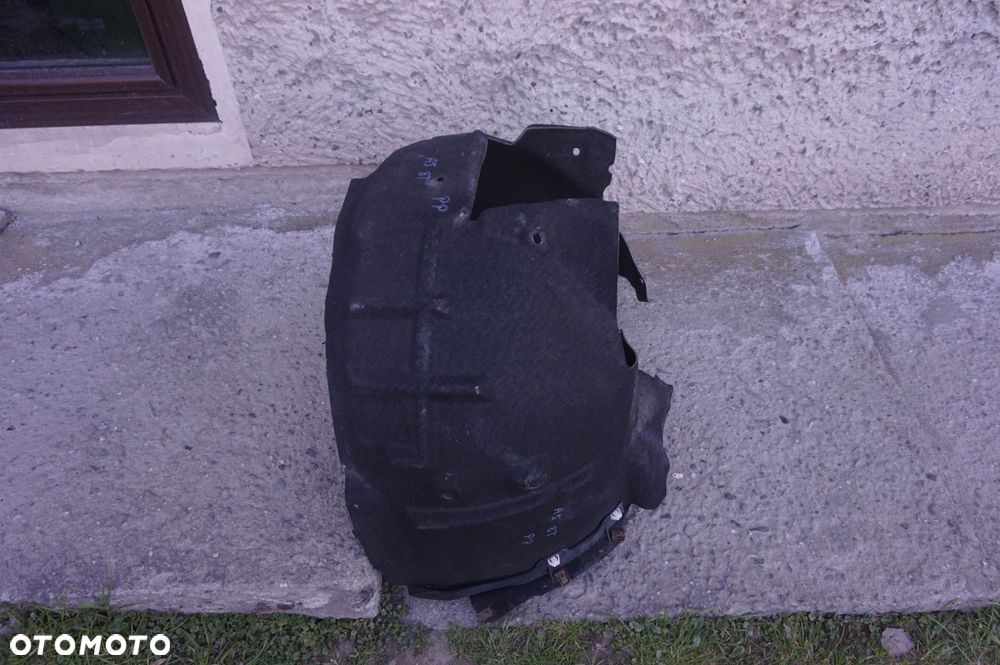 NADKOLE PRAWE PRZEDNIE AUDI A5 8T