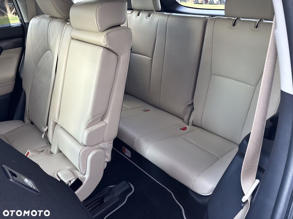 Toyota Highlander - 23
