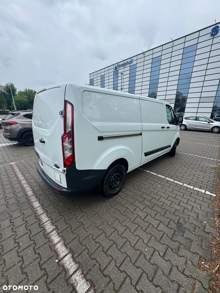 Ford TRANSIT CUSTOM - 6