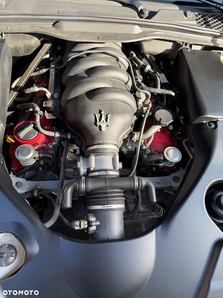 Maserati GranTurismo - 10