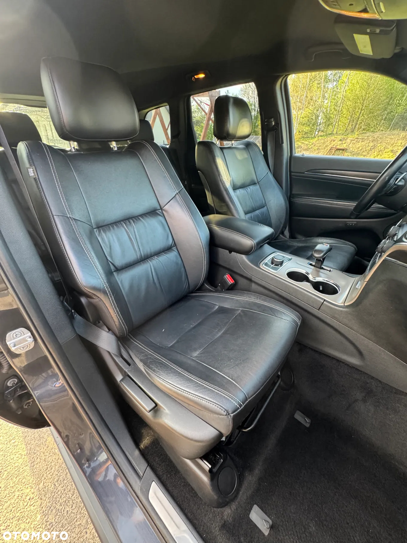 Jeep Grand Cherokee - 20