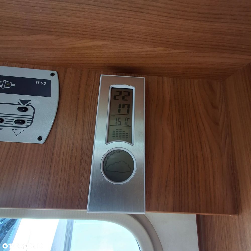 Ford Kamper Hymer Eriba Car - 14