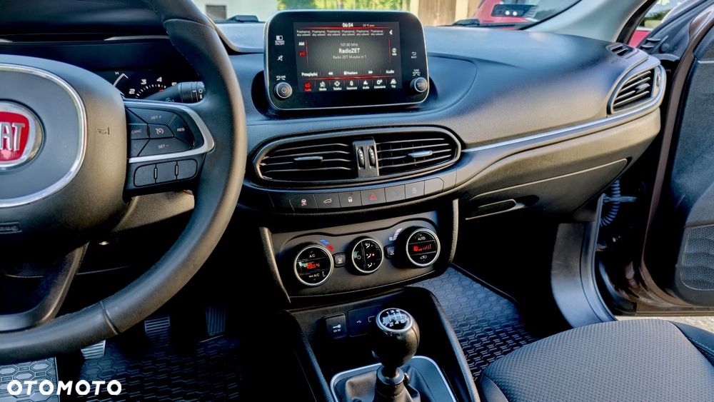 Fiat Tipo 1.4 16V Lounge EU6d - 11