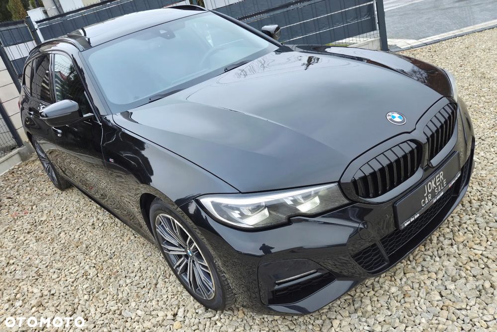 BMW Seria 3 318d M Sport Shadow - 3