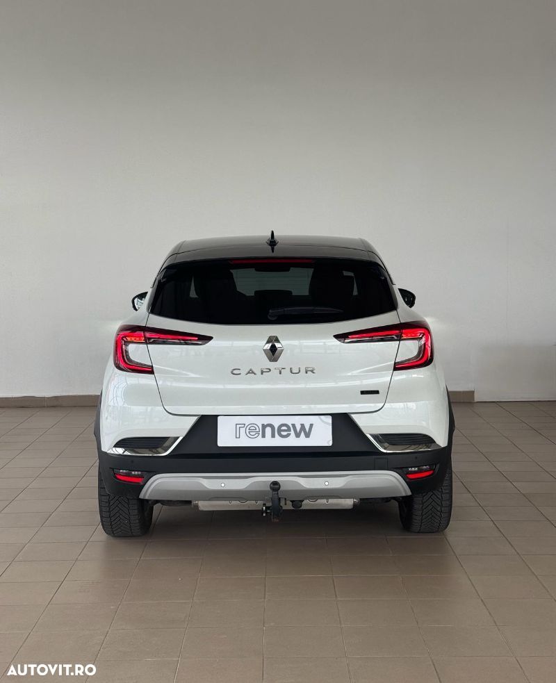 Renault Captur 160 EDC MHEV Techno - 4