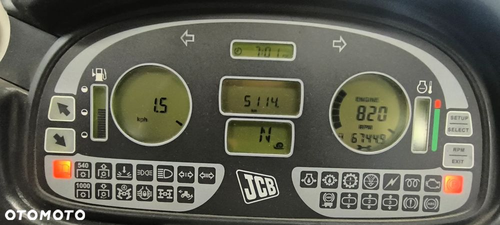 JCB FASTRAC 3230 - 5