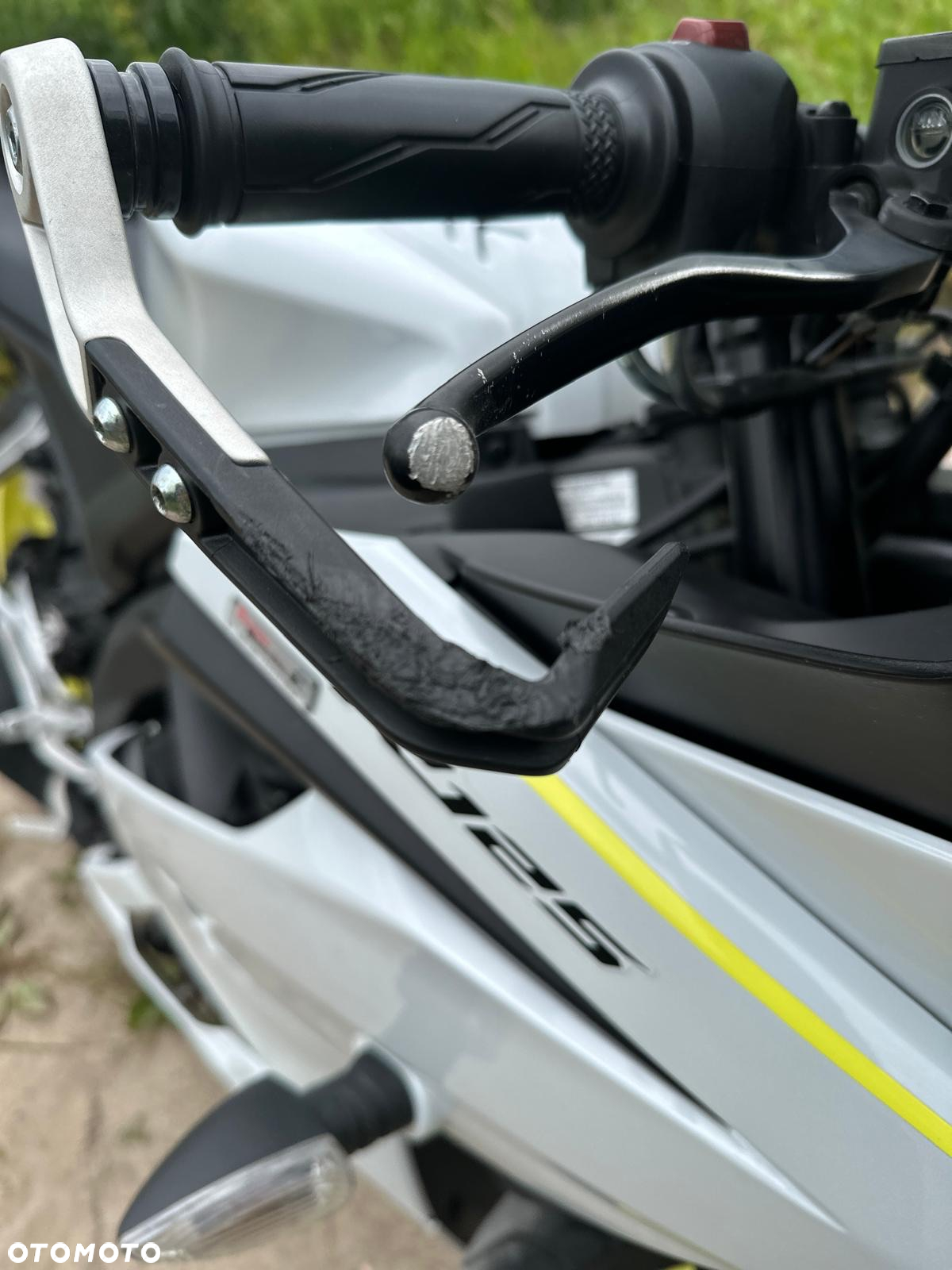 Yamaha YZF - 10