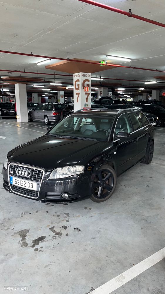 Audi A4 Avant 2.0 TDi S-line - 1