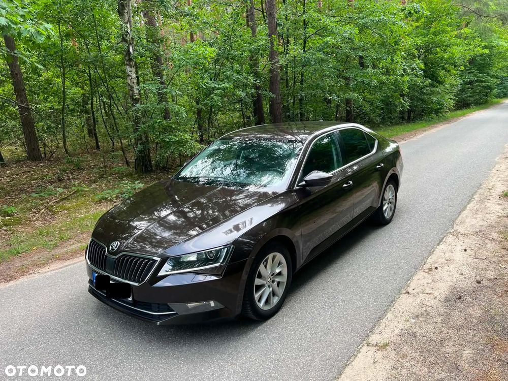 Skoda Superb 2.0 TDI Style DSG - 16