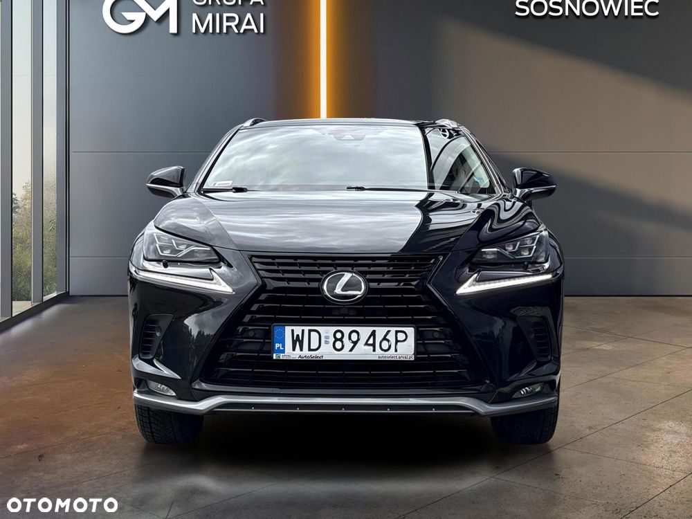Lexus NX 300 F Impression AWD - 8