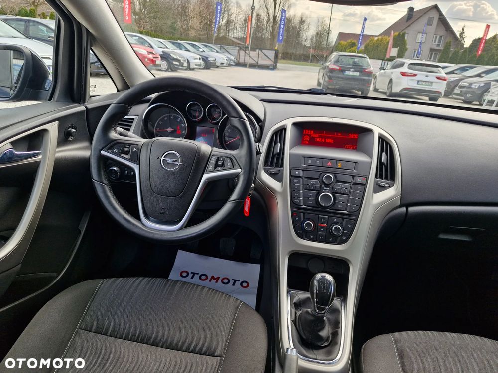 Opel Astra - 8