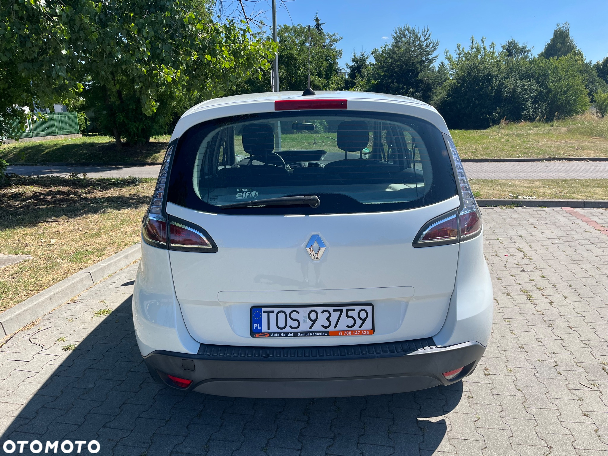 Renault Scenic 1.6 16V 110 TomTom Edition - 5