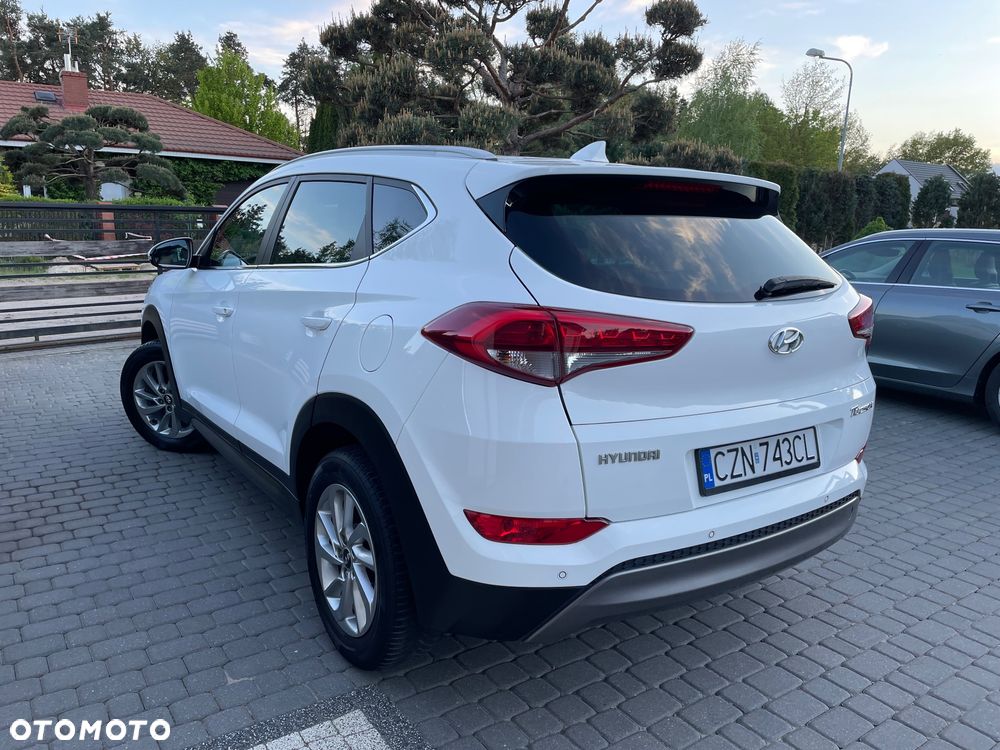 Hyundai Tucson blue 1.6 GDi 2WD Navi - 19