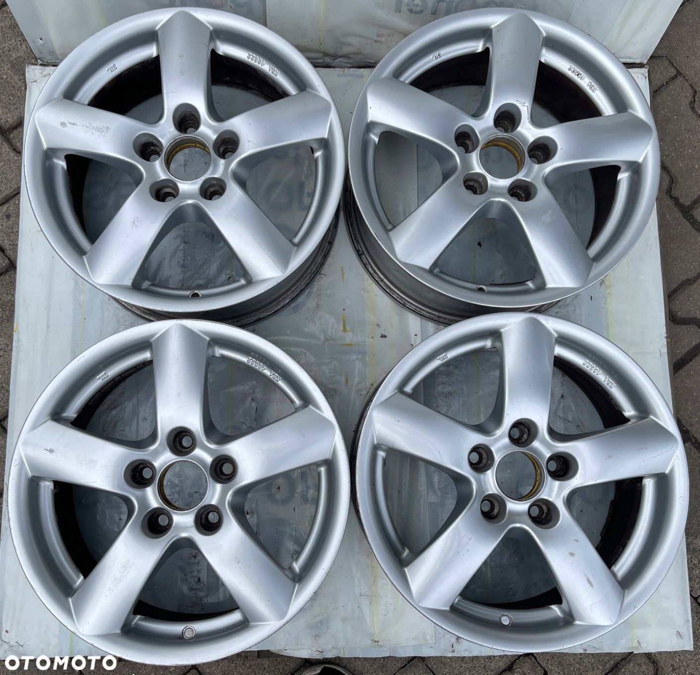 Felgi Renault Nissan 16" 7J ET42 173 - 1