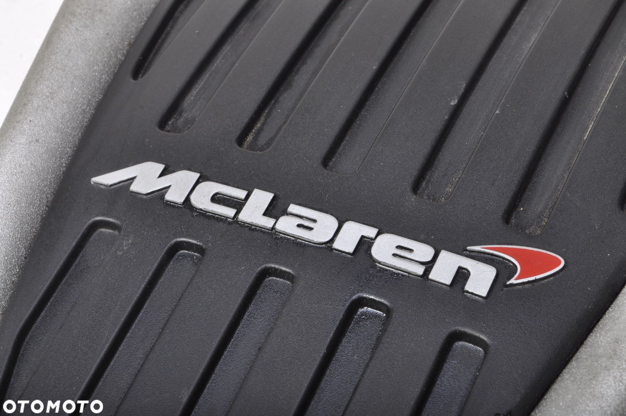 MCLAREN MP4 SPIDER 3.8 OSŁONA POKRYWA SILNIKA 11F0678CP - 8
