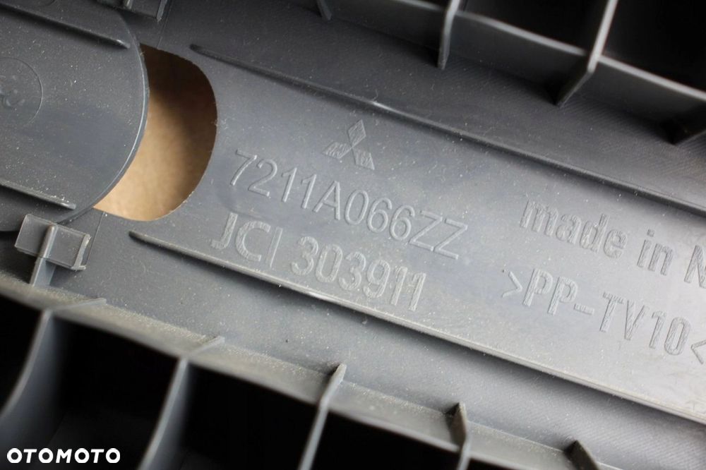 Osłona słupka B MITSUBISHI COLT Z30 VI 5D prawa lewa komplet górne - 3