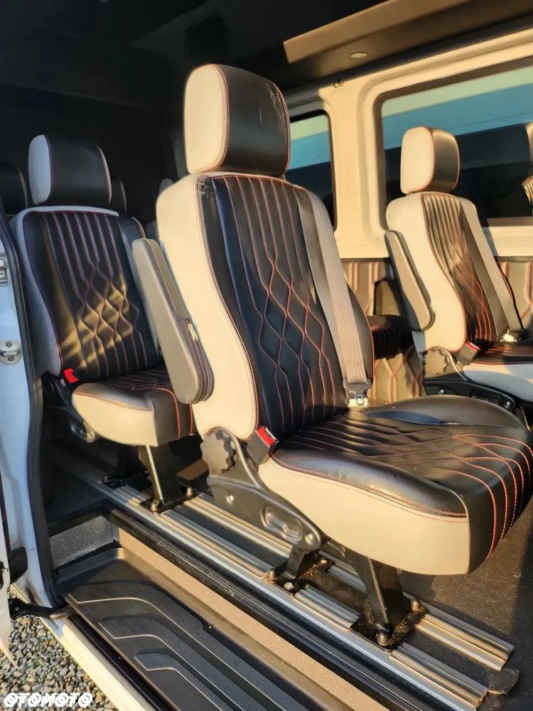 Mercedes-Benz Sprinter - 8
