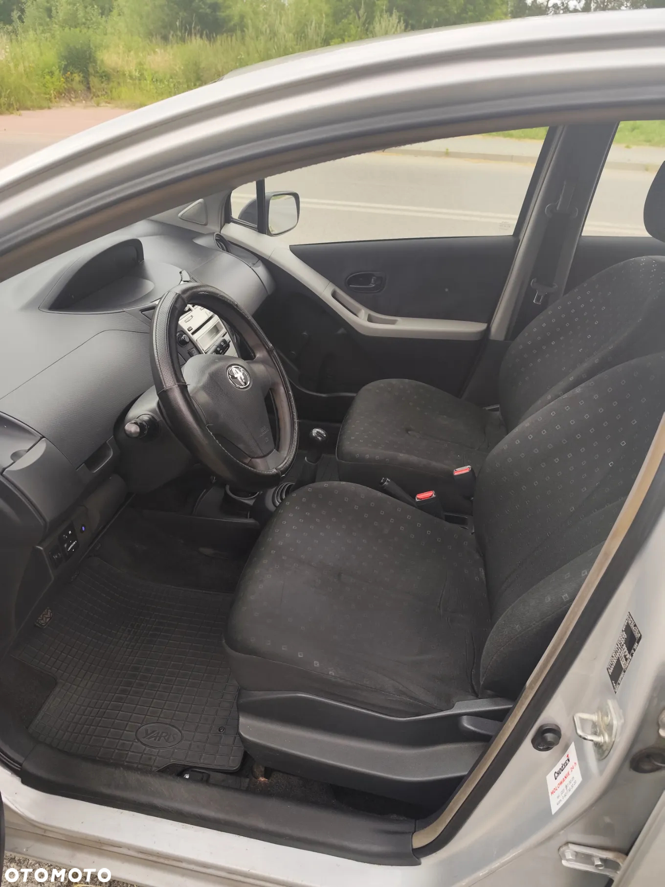 Toyota Yaris 1.0 Luna A/C - 11