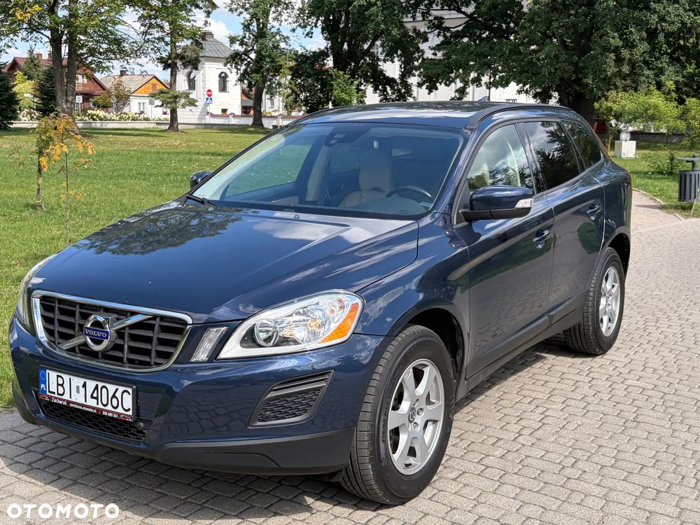 Volvo XC 60 T5 Powershift Momentum - 1