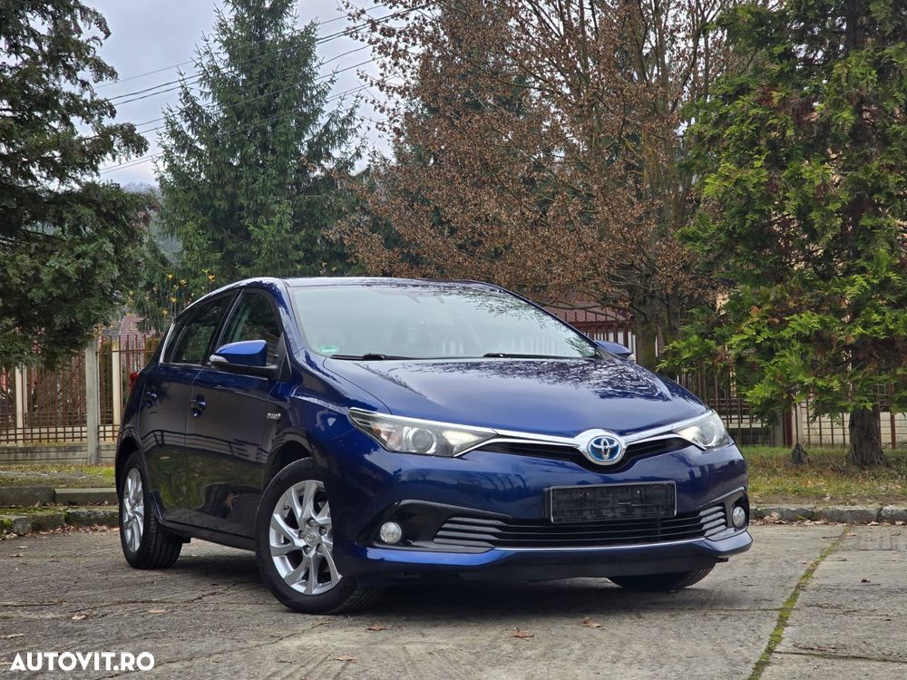 Toyota Auris 1.8 VVT-i Hybrid Automatik Edition S+ - 1