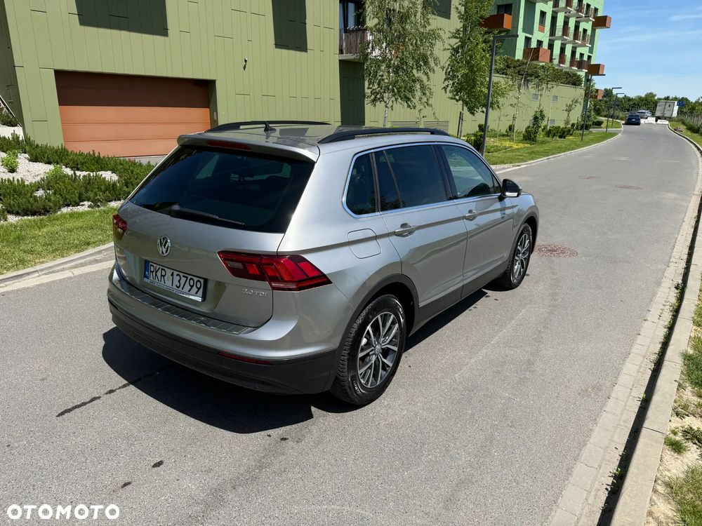Volkswagen Tiguan 2.0 TDI BMT SCR Comfortline - 6